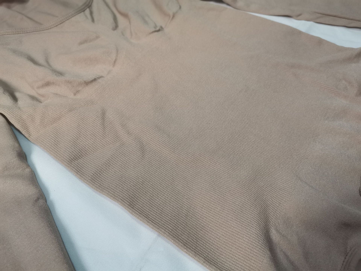 Shaping-Jumpsuit mit Hüftlifting und nahtlosem Design